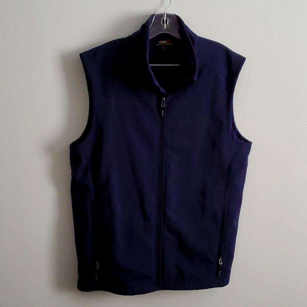 Men's navy vest